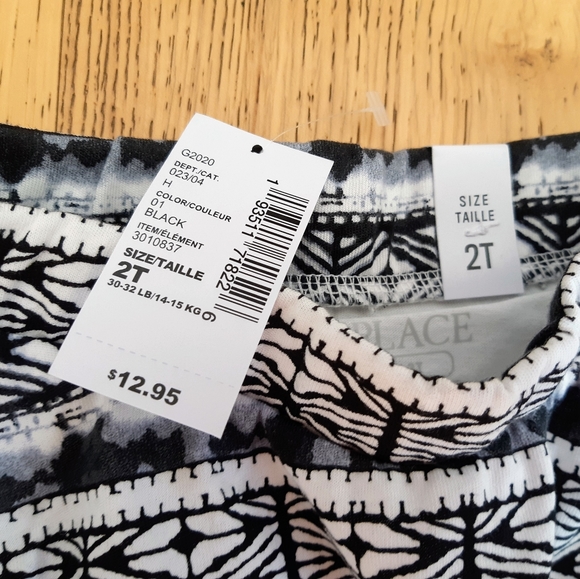 Nwt 2T skort - Picture 2 of 3